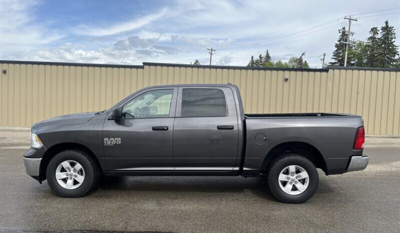 
								2022 RAM 1500 Classic SLT full									