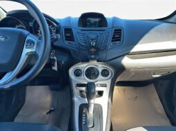 
										2017 Ford Fiesta SE full									