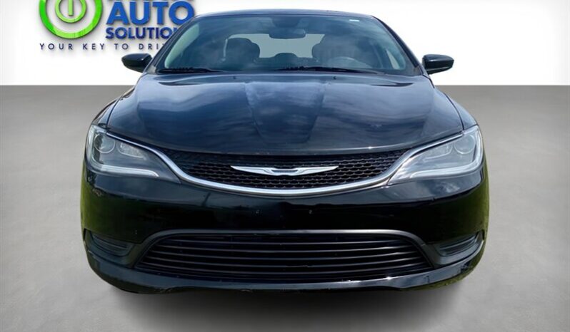 
								2016 Chrysler 200 LX full									