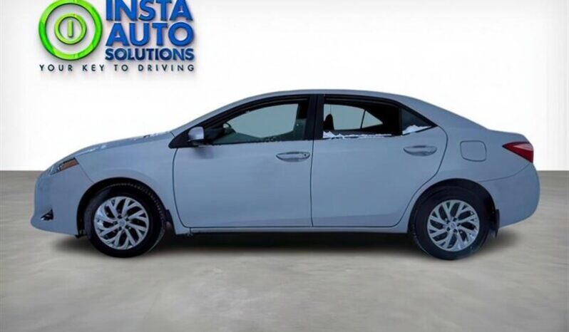 
								2019 Toyota Corolla L full									