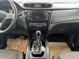 
										2019 Nissan Rogue SV full									