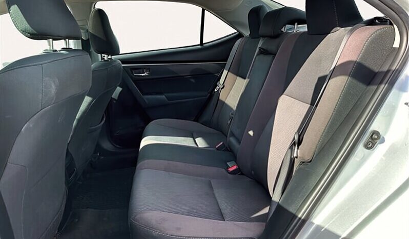 
								2018 Toyota Corolla LE full									