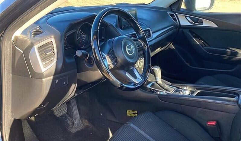 
								2018 Mazda Mazda3 GS full									