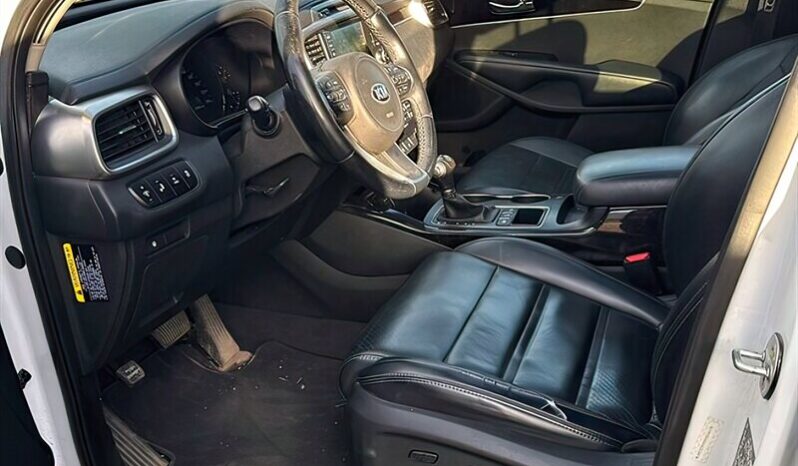 
								2017 Kia Sorento EX V6 full									