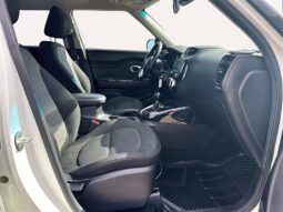 
										2019 Kia Soul EX full									
