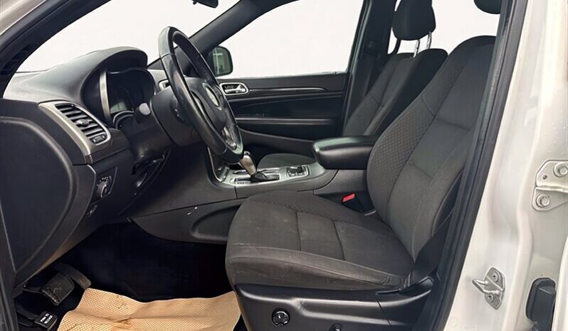 
								2018 Jeep Grand Cherokee Laredo full									