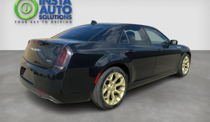 
								2018 Chrysler 300 Series S full									