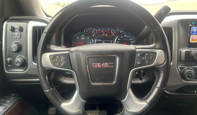 
								2018 GMC Sierra 1500 SLE full									