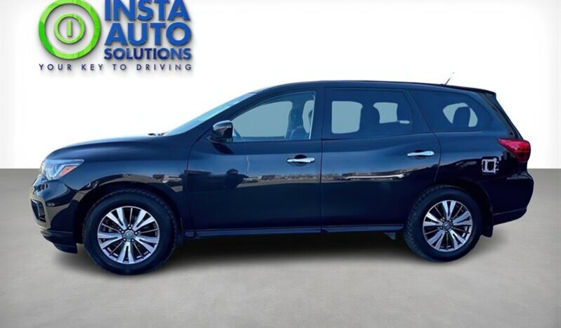 
								2018 Nissan Pathfinder S full									