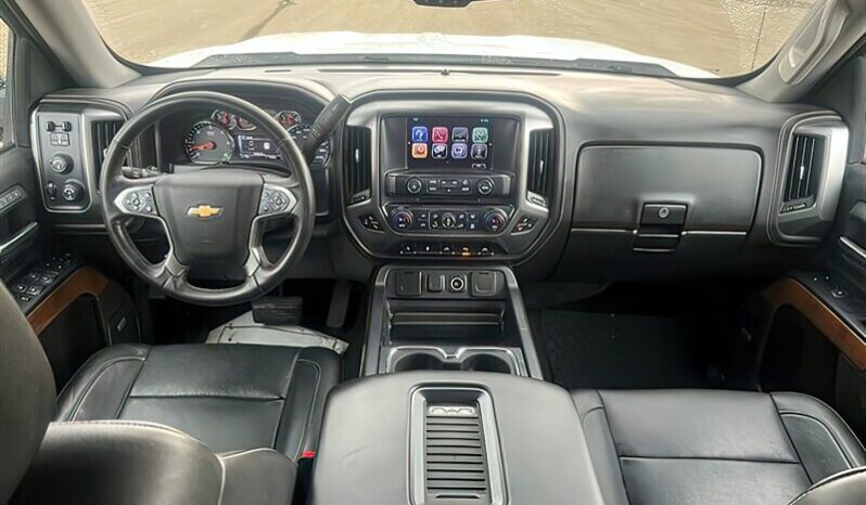 
								2017 Chevrolet Silverado 1500 LTZ full									