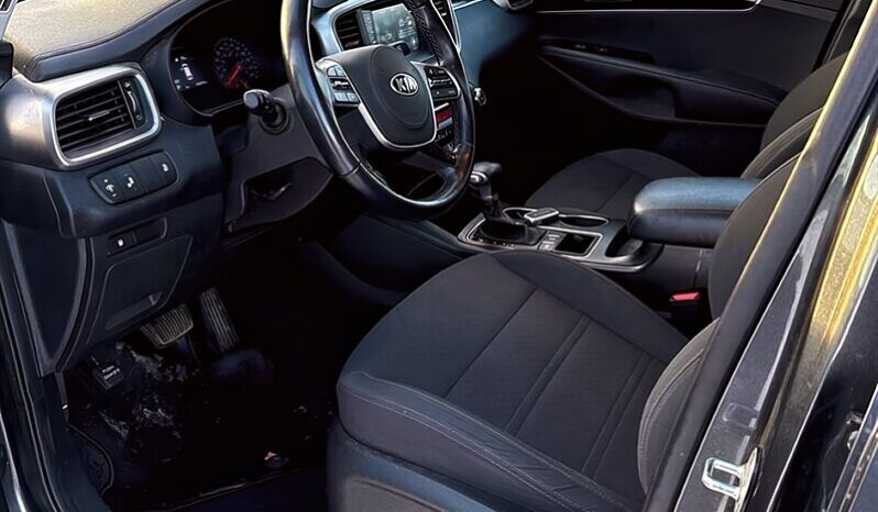 
								2020 Kia Sorento LX full									