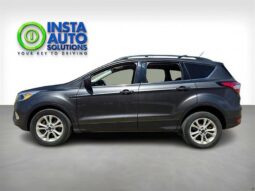 
										2018 Ford Escape SE full									
