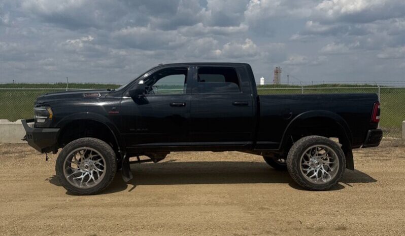 
								2019 RAM 2500 Laramie Sport Lifted Diesel full									