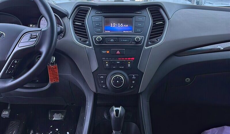 
								2018 Hyundai Santa Fe Sport 2.4L full									