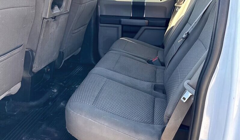 
								2019 Ford F-250 Super Duty XLT full									