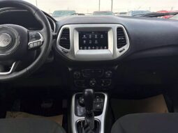 
										2019 Jeep Compass Upland full									