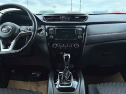 
										2019 Nissan Rogue SV full									