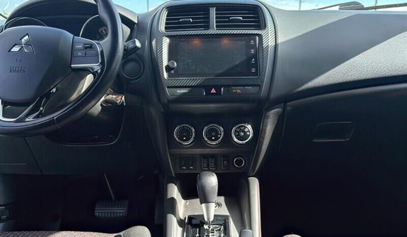 
								2019 Mitsubishi RVR SE AWC full									