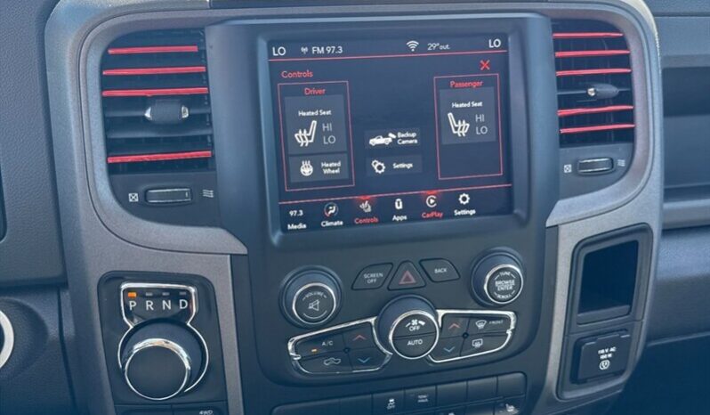 
								2020 RAM 1500 Classic Express full									