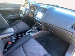 
										2019 Mitsubishi RVR SE full									