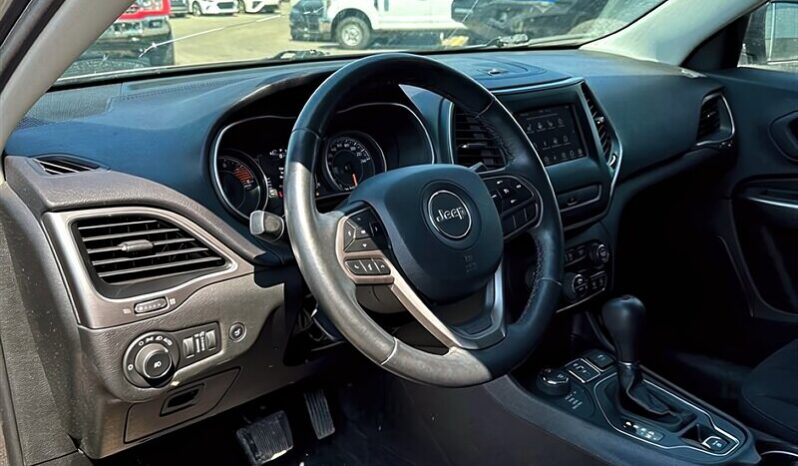 
								2019 Jeep Cherokee North full									