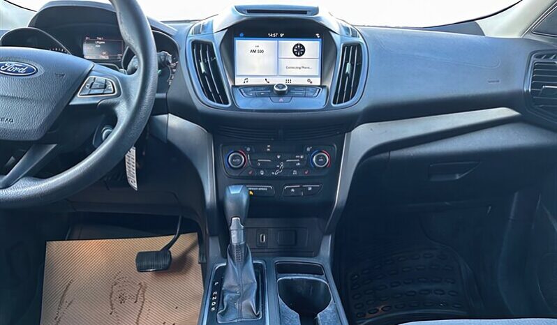
								2017 Ford Escape SE full									