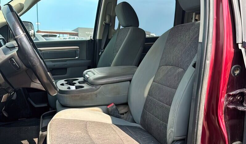 
								2018 RAM 1500 SLT full									