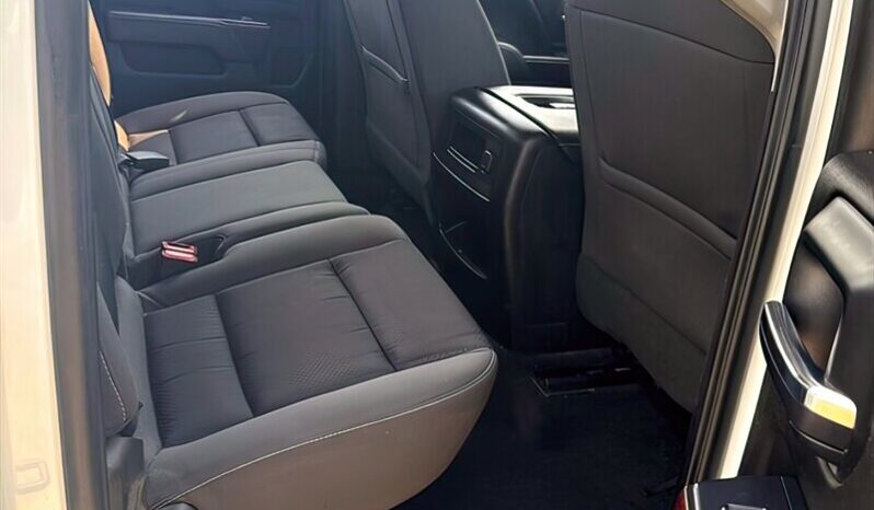 
								2018 GMC Sierra 2500 SLE full									