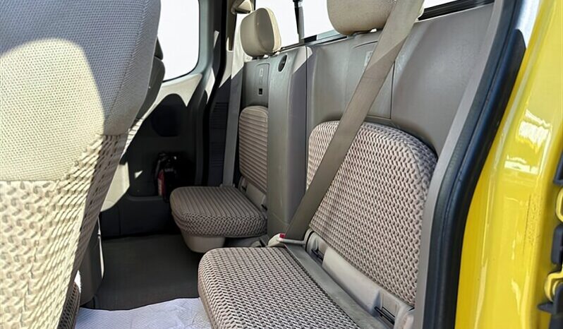 
								2017 Nissan Frontier SV King Cab full									