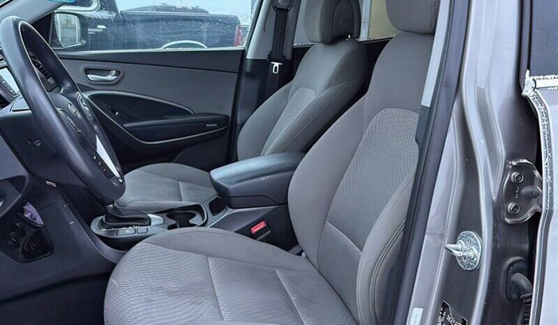 
								2018 Hyundai Santa Fe Sport 2.4L full									