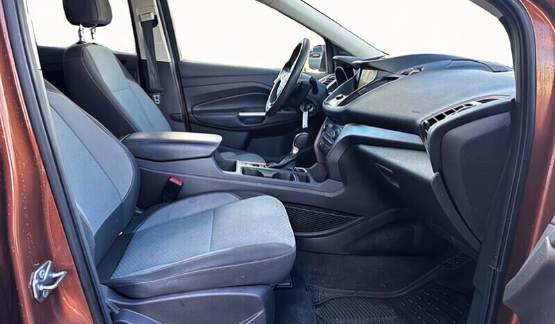 
								2017 Ford Escape SE full									