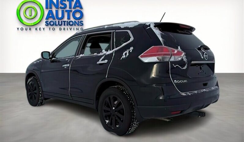 
								2016 Nissan Rogue SV Moonroof full									