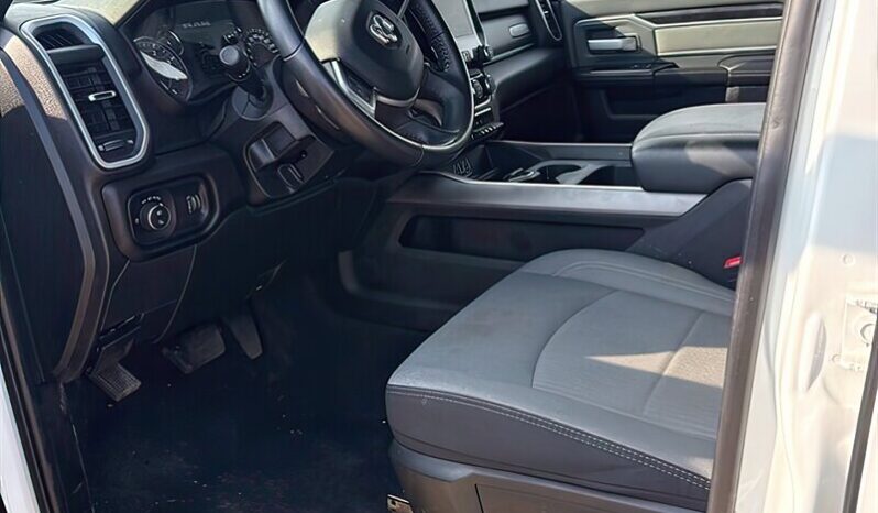 
								2023 RAM 3500 Big Horn Diesel Dually full									