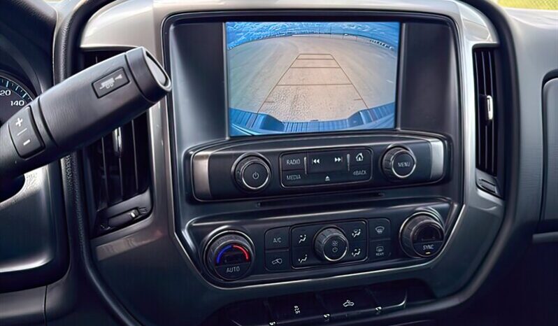 
								2018 Chevrolet Silverado 1500 LT Crew Cab full									