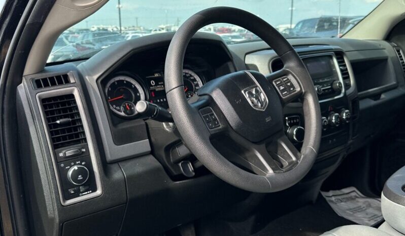 
								2019 RAM 1500 Classic SXT Plus full									