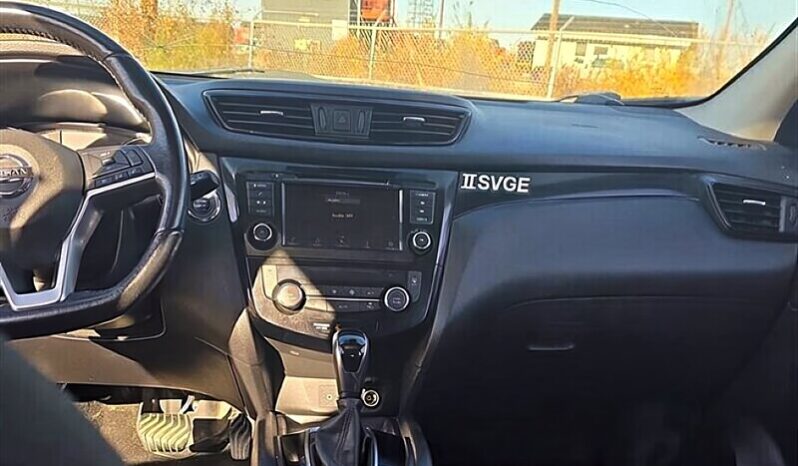 
								2019 Nissan Qashqai SV full									