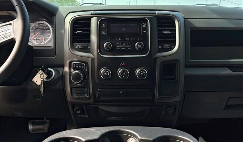 
								2019 RAM 1500 Classic SXT Plus full									