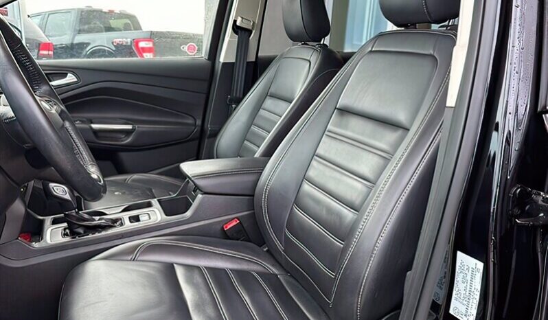 
								2019 Ford Escape SEL full									