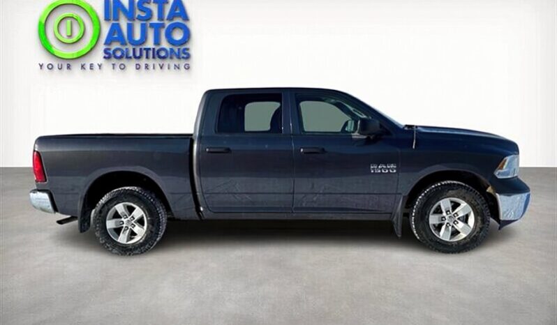
								2017 RAM 1500 ST full									