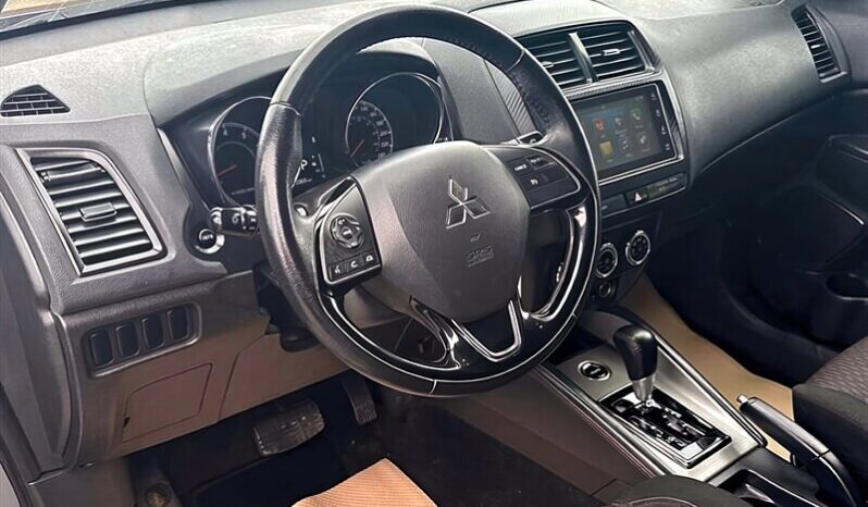 
								2019 Mitsubishi RVR SE AWC full									