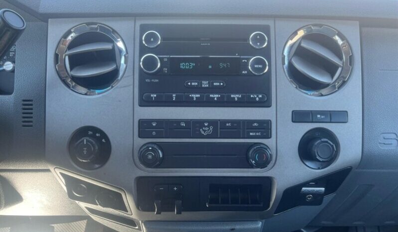 
								2016 Ford F-250 Super Duty XLT Diesel full									