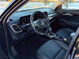 
										2024 Kia Seltos EX full									