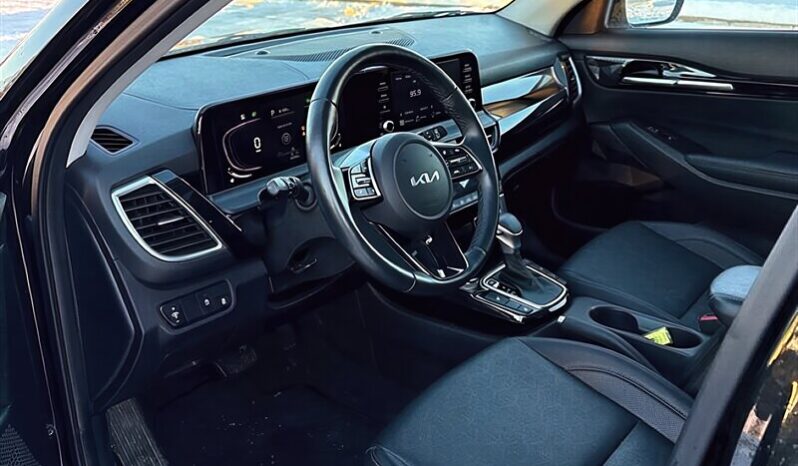 
								2024 Kia Seltos EX full									
