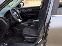 
										2018 Nissan Rogue SV full									