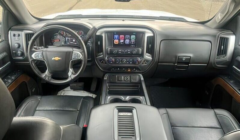 
								2017 Chevrolet Silverado 1500 LTZ full									