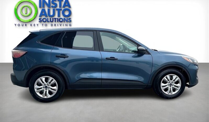 
								2020 Ford Escape S full									