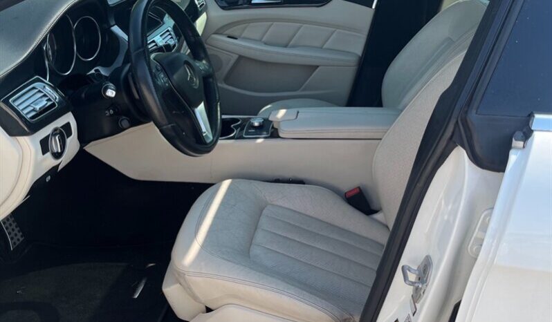 
								2014 Mercedes-Benz CLS CLS 550 4MATIC full									