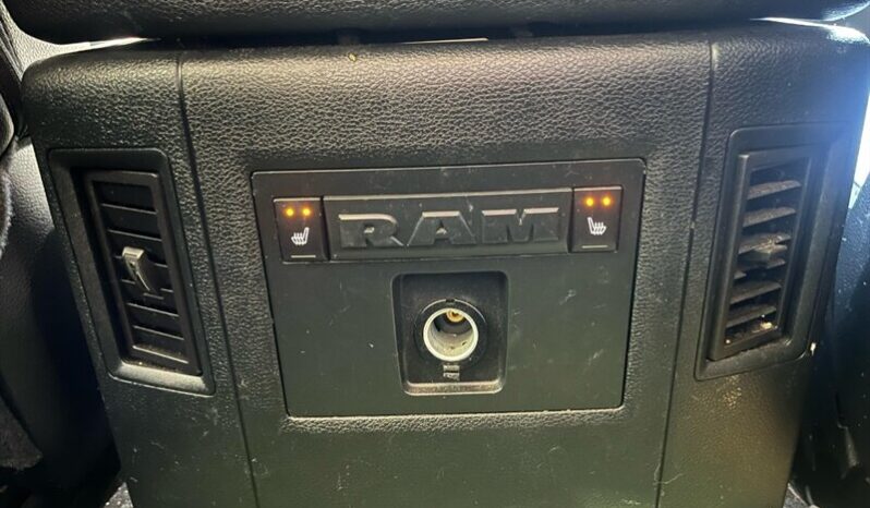 
								2017 RAM 3500 Laramie Sport Lifted Diesel full									