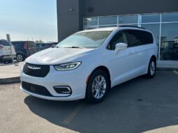 2021 Chrysler Pacifica Touring