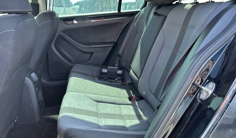 
								2017 Volkswagen Jetta 1.4T Wolfsburg Edition full									